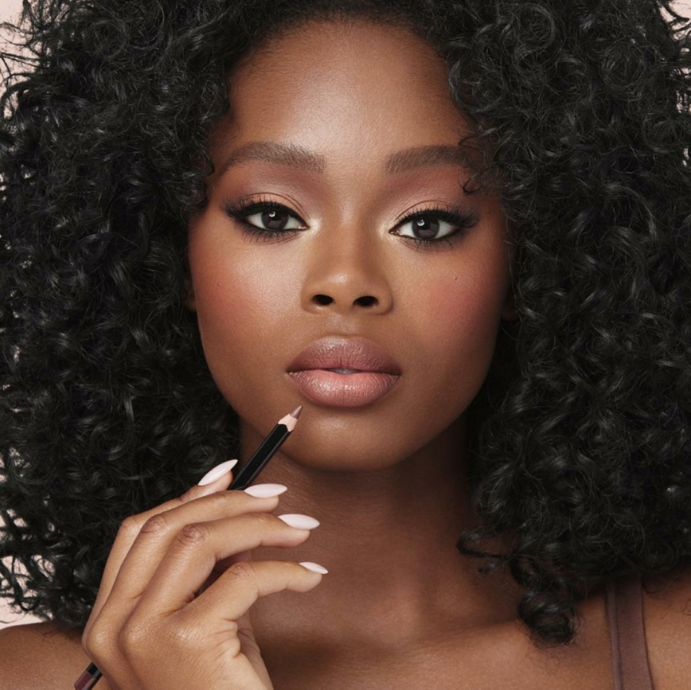 ANASTASIA BEVERLY HILLS LIP LINER IN WARM TAUPE. - Picture 9 of 14